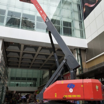 成都出租高空作業(yè)車高空作業(yè)平臺(tái)高空車