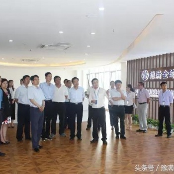 跨境電商助服裝行業(yè)走出國門