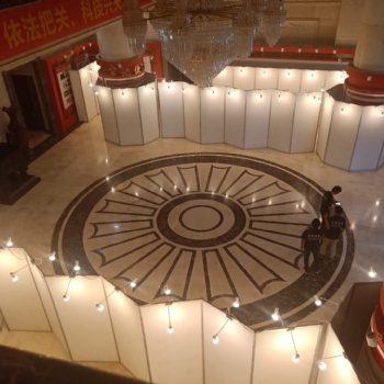 南寧展板租賃價(jià)格，展板出租哪家劃算？