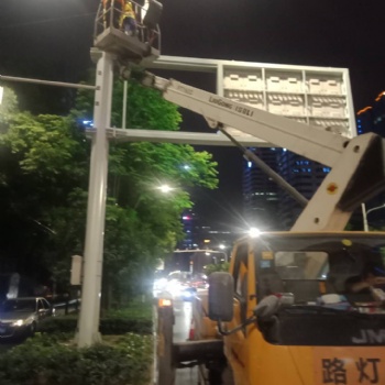 武漢市東西湖區吳家山升降車出租，武漢市東西湖區吳家山登高車出租，