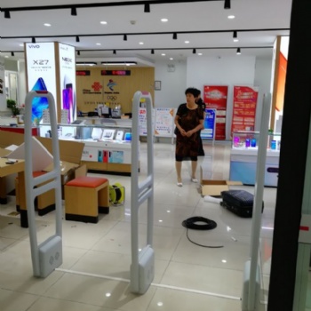 聯通營業廳商品防盜器