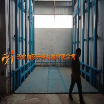 安徽安慶導軌式升降機，升降貨梯，貨物提升機，廠房貨梯