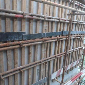 建筑穿墻螺桿的作用？