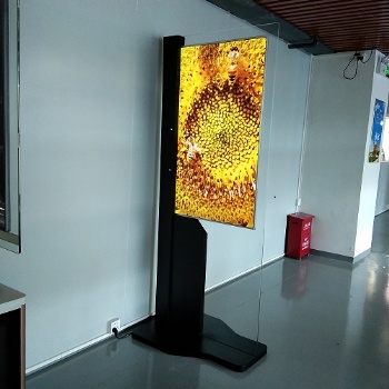 東莞市惠華電子廠家55寸1*2雙面超薄液晶顯示落地式廣告標牌，雙屏同顯、雙屏異現