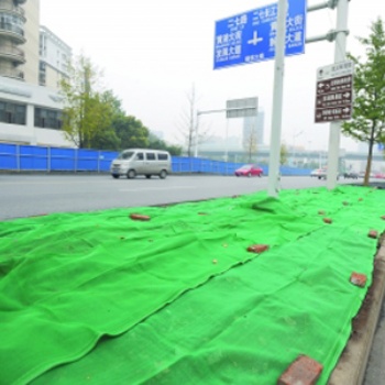 海南力天世紀建材有限公司遮陽網主營蓋土網、防水卷材、草坪、防塵網