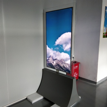 東莞惠華廠家55寸立式雙面液晶顯示廣告標牌、雙面液晶數字標牌