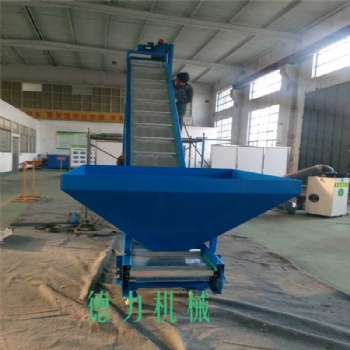 移動(dòng)式爬坡上料提升輸送機(jī)橡膠皮帶爬坡輸送機(jī)