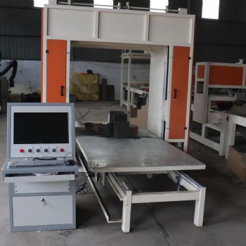 瓦楞紙，泡沫板，貓抓板數控造型切割機