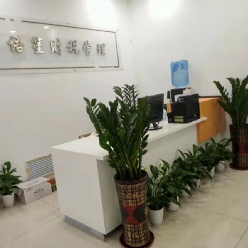 收三年以上深圳公司（小規模、一般納稅人都可以)