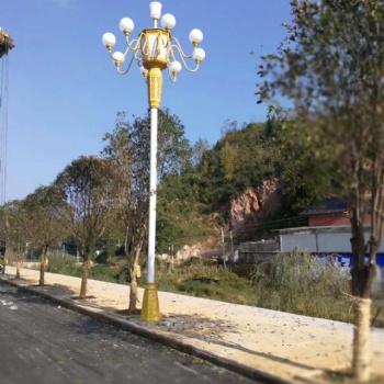 LED戶(hù)外照明太陽(yáng)能路燈