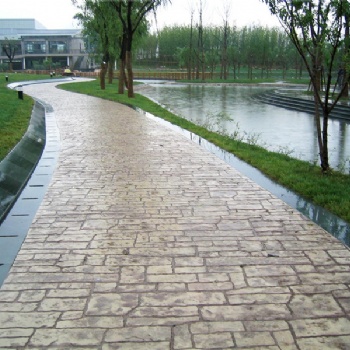 壓花地坪材料_包施工_壓模地坪價(jià)格 認(rèn)準(zhǔn)上海撰石景觀