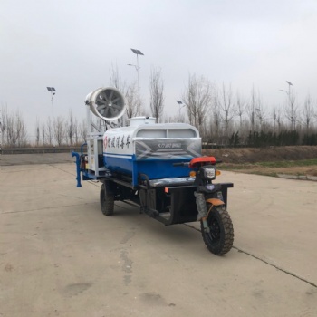 加強款小型灑水車電動三輪噴灑車