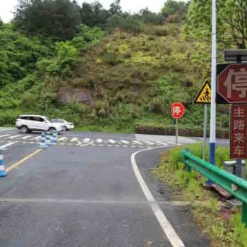 驤虎會(huì)（匯）車(chē)預(yù)警系統(tǒng) 太陽(yáng)能來(lái)車(chē)預(yù)警系統(tǒng) 交通安全設(shè)施