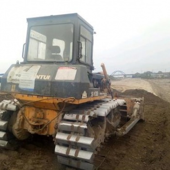 SD13S濕地型推土機