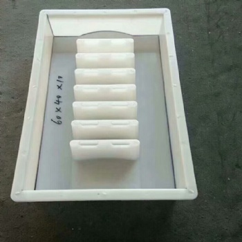 水渠槽蓋板模具泄水渠蓋板模具誠家遠模具專業定制