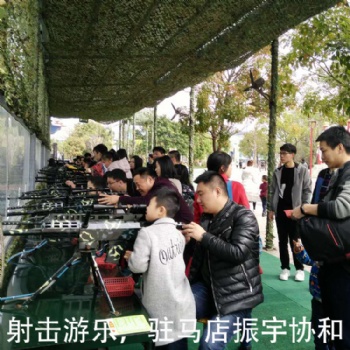 景區游樂場打靶氣炮槍游戲，小型刺激的氣炮槍城堡靶