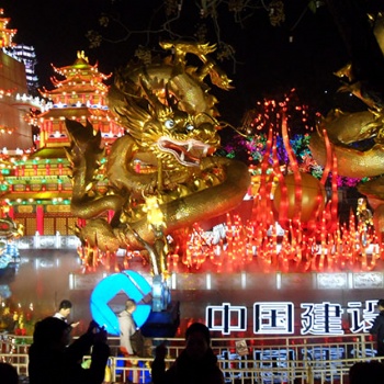 重慶燈會(huì)重慶雨沫工程景觀策劃制作