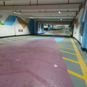 云南瑯宇交通設(shè)施止滑坡道地坪