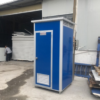 陜西西安三橋廠家直供移動(dòng)廁所護(hù)欄等
