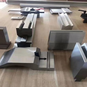 折彎上模 折彎下模 折彎模具專業(yè)設計 圓刀片