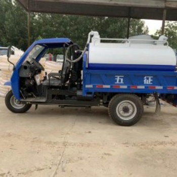 廠(chǎng)家時(shí)風(fēng)三輪3方吸糞車(chē)全封閉農(nóng)用三輪吸糞車(chē)化糞池鴨圈雞棚