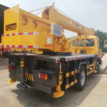 國(guó)六東風(fēng)12噸吊車 徐工大臂 8折優(yōu)惠