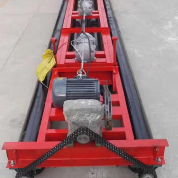 三輥軸混凝土路面攤鋪機(jī) 框架式振動(dòng)梁整平機(jī) 自走式三輥軸攤鋪機(jī)
