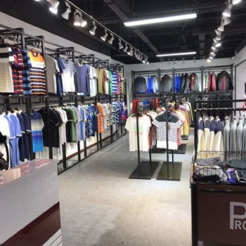 運(yùn)動(dòng)品牌服裝斷碼清貨專賣(mài)店庫(kù)存尾貨批發(fā)