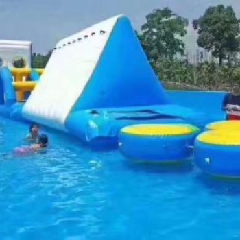 專業打在商業廣場地產慶典互動設備水上充氣水池設備租賃