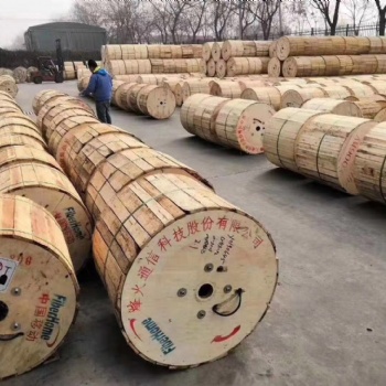 常年大量回收各個品牌工程剩余光纜，工程庫壓光纜、庫存光纜