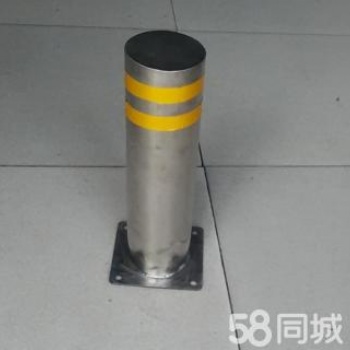 西安廠家鐵馬拒馬自動(dòng)液壓防撞柱