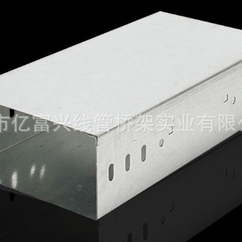 鍍鋅槽式電纜橋架億富興廠家規(guī)格可定制金屬橋架鋁合金橋架