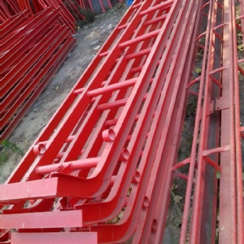 壩斜坡上料機(jī) 爬坡上料機(jī) 山體斜護(hù)坡河道清淤報價單