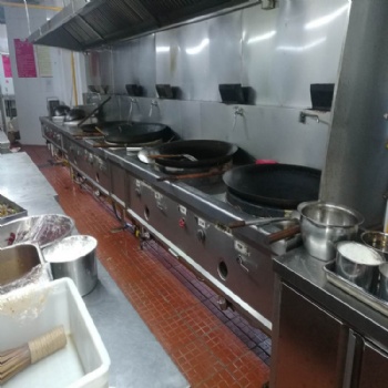 海口市專業酒店中西餐廳飯店商用不銹鋼廚房設備安裝通風排煙系統工程公司