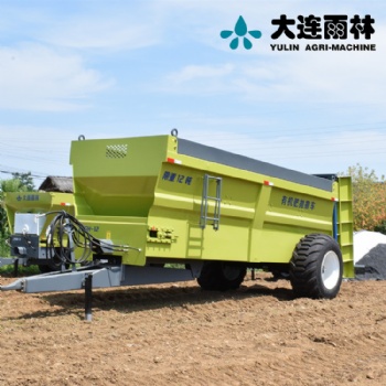 大連雨林10立方牛羊糞粉碎施肥機機械化揚糞機