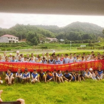 長沙戶外拓展哪家專業(yè) 狼團拓展公司為您精心服務(wù)