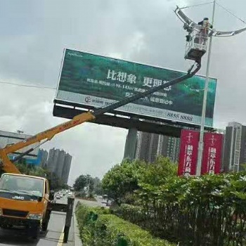 中山吊車出租、中山升降車租賃、小欖路燈車租賃