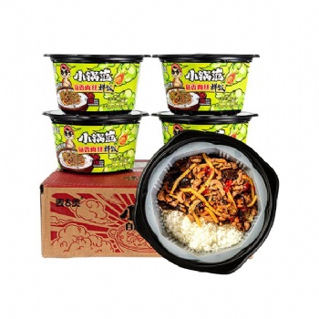 批發(fā)煲仔飯自熱米飯香菇滑雞方便速食網(wǎng)紅小火鍋加班不餓