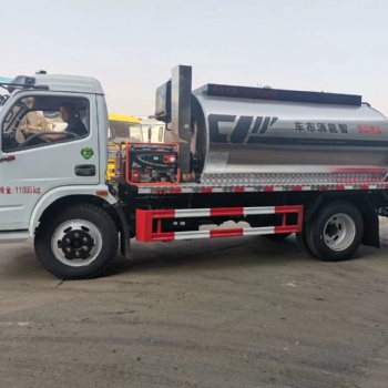 東風福瑞卡瀝青灑布車