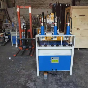 佛山威勁-爬架液壓沖孔機 槽鋼型鋼工字鋼三面沖孔切斷機