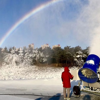 造雪機讓滑雪場具有吸引力
