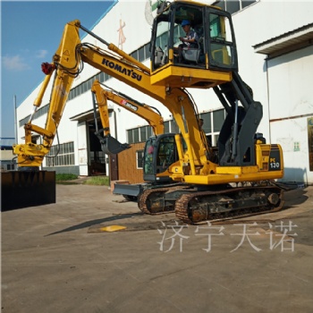 鐵路施工挖掘機設備 火車刮平駕駛室