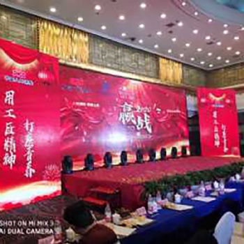 鄭州專業舞臺搭建，會場設計布置，燈光音響租賃桁架