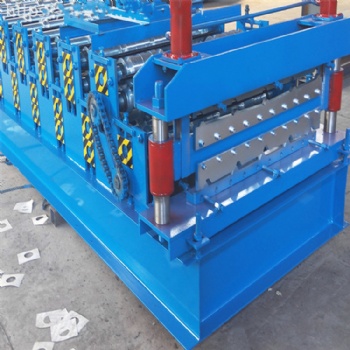 840/900彩鋼壓瓦機 雙層機 彩鋼圍擋設(shè)備 U型槽機