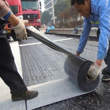 瀝青路面抗裂貼廠家
