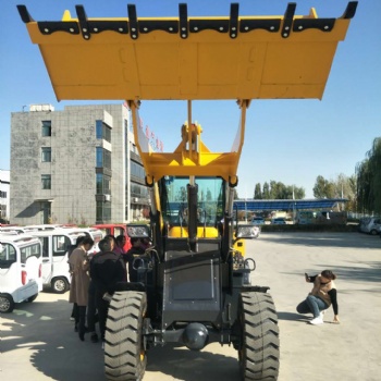 廠家跟蹤售后:通遼:加寬加大裝載機(jī):土砂石裝載機(jī):