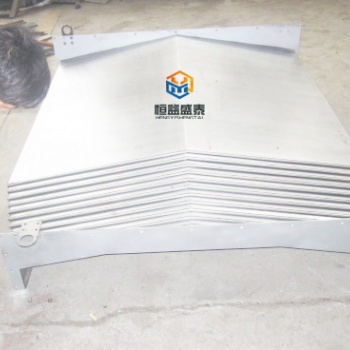機(jī)床不銹鋼鋼板導(dǎo)軌防護(hù)罩專(zhuān)業(yè)設(shè)計(jì)團(tuán)隊(duì)
