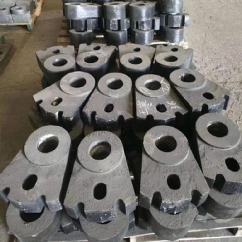廠家銷售高鉻雙液復(fù)合錘頭 合金錘頭 制沙機(jī)錘頭 破碎機(jī)錘頭 雙金屬?gòu)?fù)合錘頭焊條等