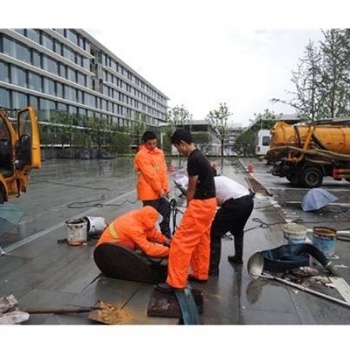 揚州市維揚區下水道疏通抽糞排污管道清洗大型管道清淤
