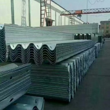 河南開封波形護(hù)欄包工包料